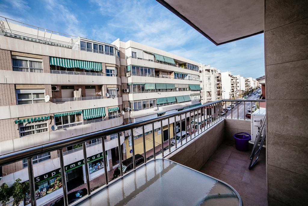 Apartamentos Madrid Torrevieja Extérieur photo