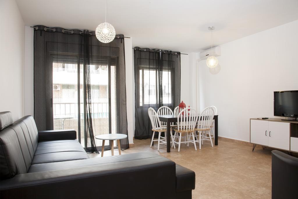Apartamentos Madrid Torrevieja Extérieur photo